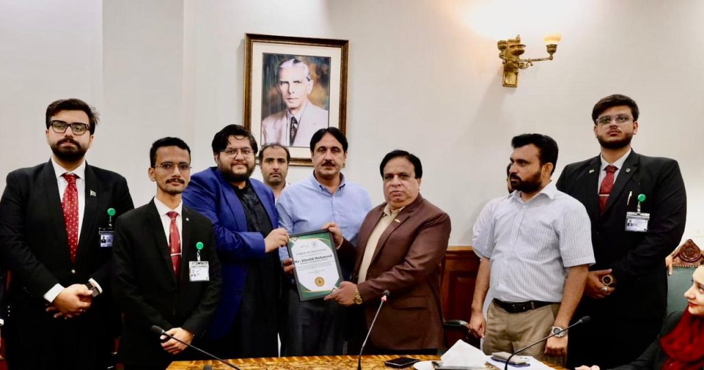 WhatsApp Image 2025-09-16 at 21.15.52_21825cf4